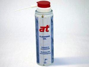 Cleaning oil